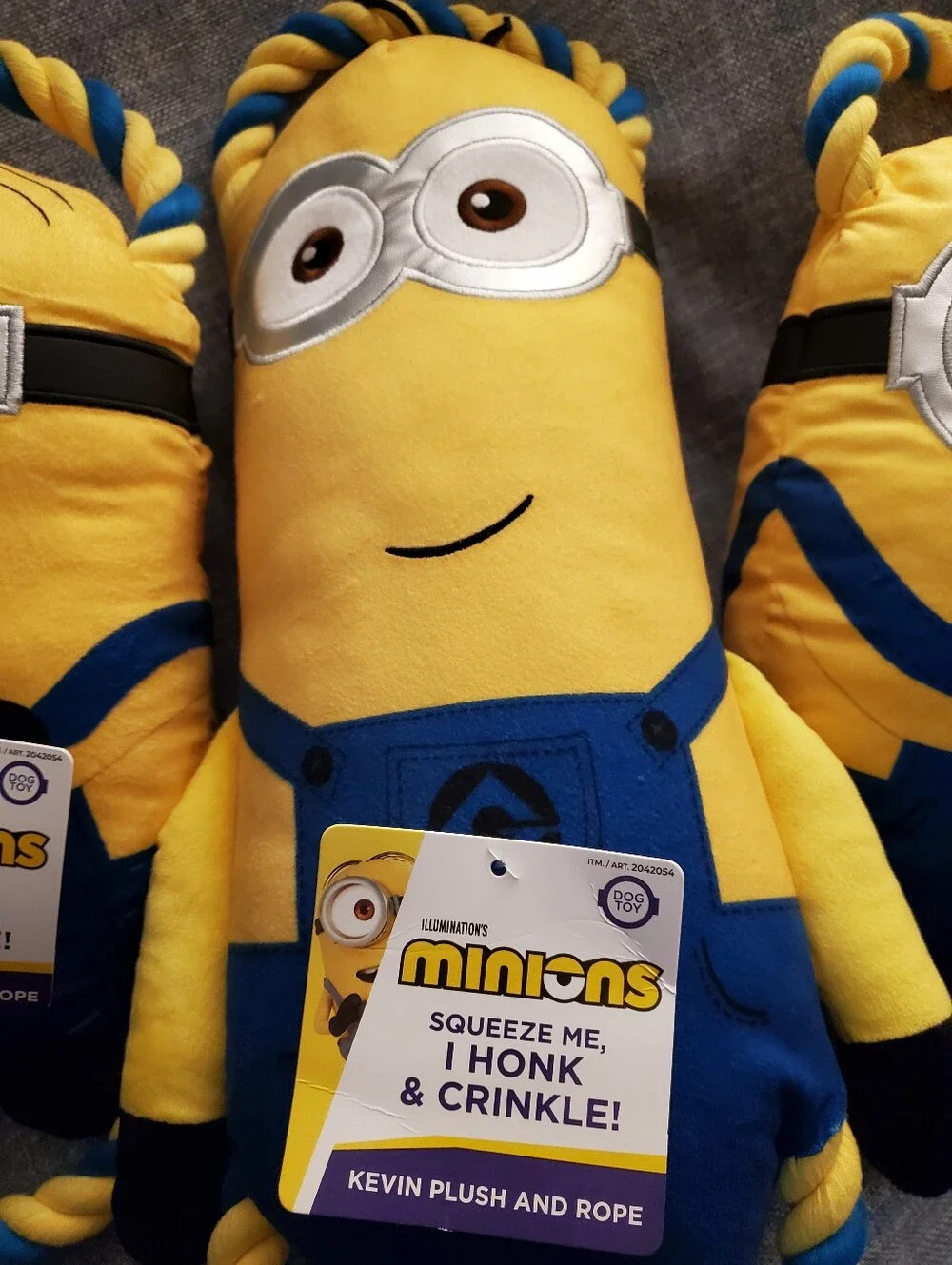 Minions Plush & Rope Dog Toy, Crinkle Squeaky, Plush Toy, Stuart Bob And Kevin